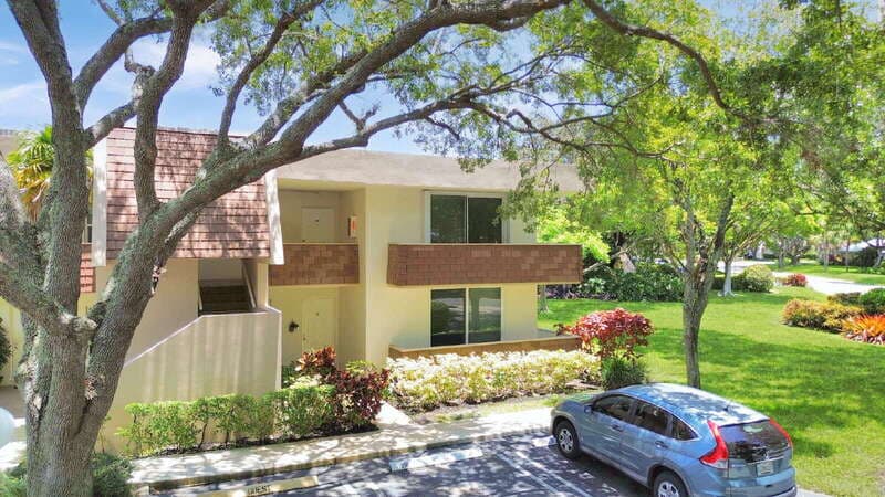 POMPANO BEACH Condo: 3641 Oaks Clubhouse Drive