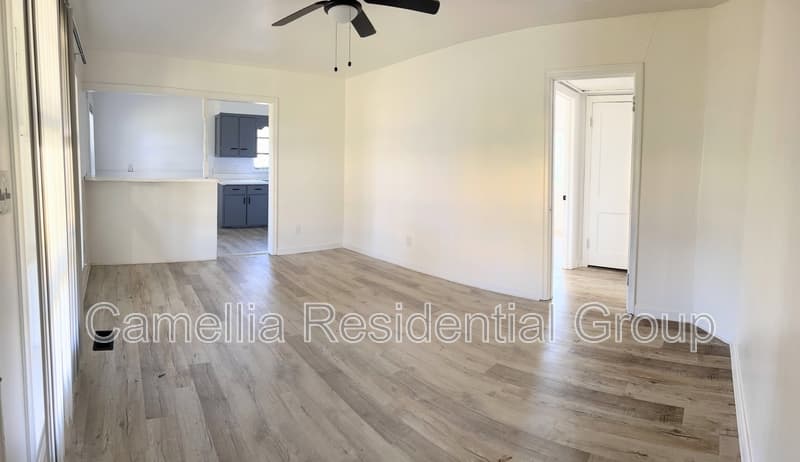Birmingham House: 5617 Avenue Q