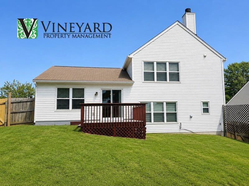 Kennesaw House: 414 Darter Drive NW
