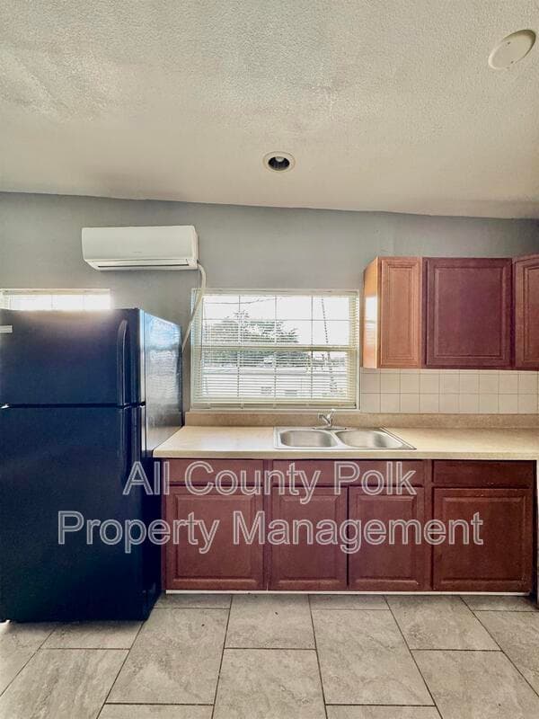 Pinellas Park Condo: 7380 N 63rd St