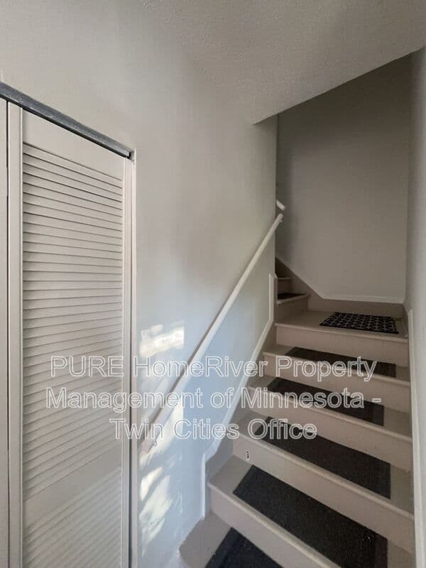 Minneapolis House: 2407 N 4th St