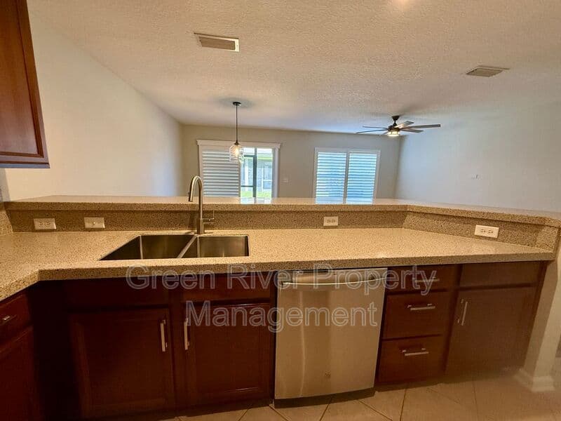 Fleming Island House: 1500 Calming Water Drive