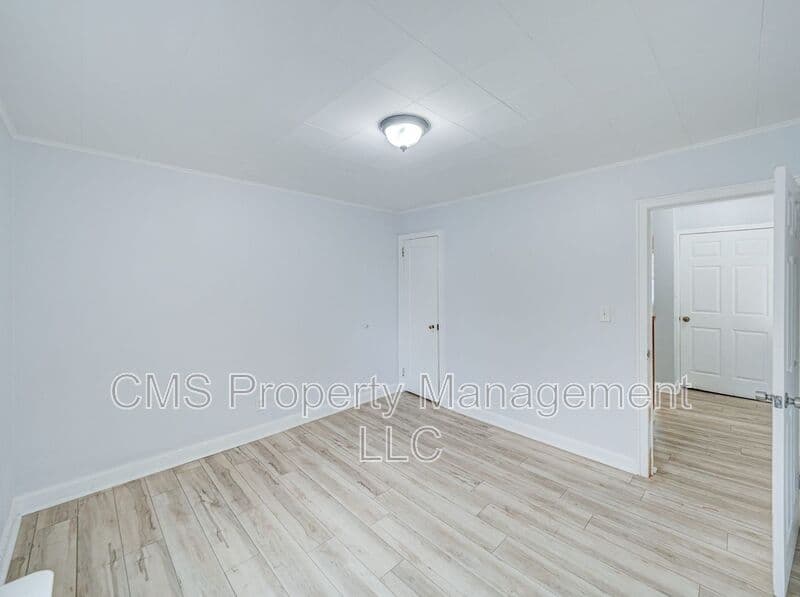 Bound Brook Condo: 407 Longwood Ave
