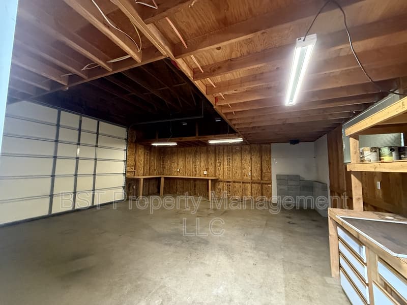 Silverton House: 418 Koons Street