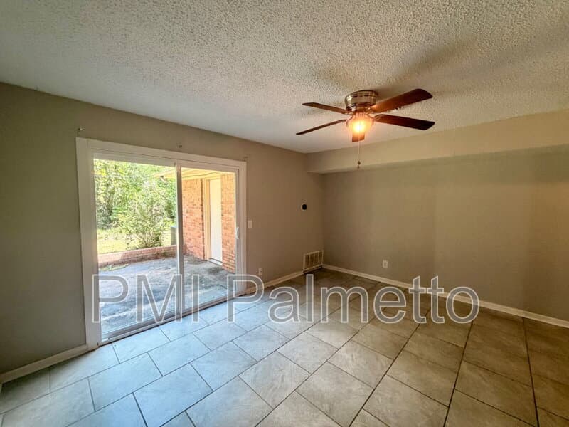 Columbia Condo: 3409 Brookwood Ct