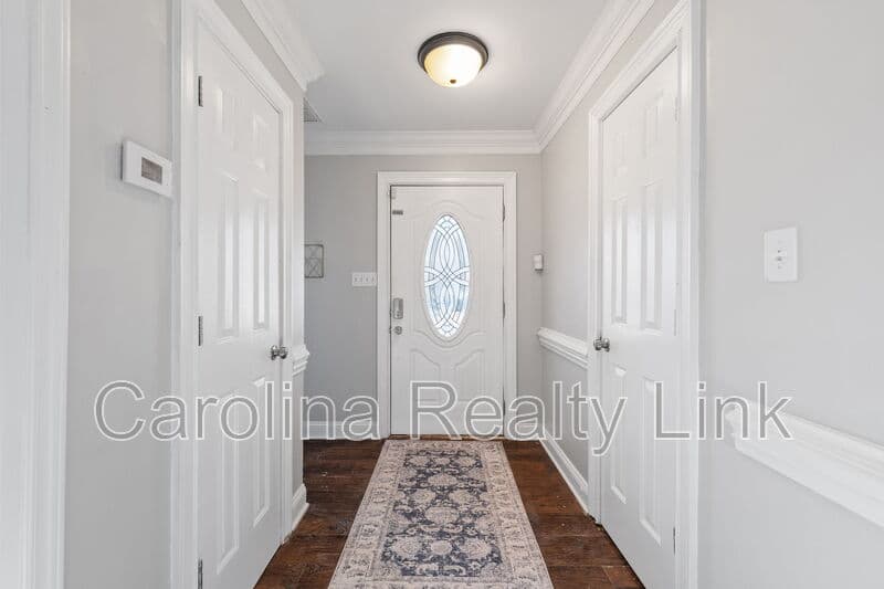 Charlotte House: Blythwood Lane