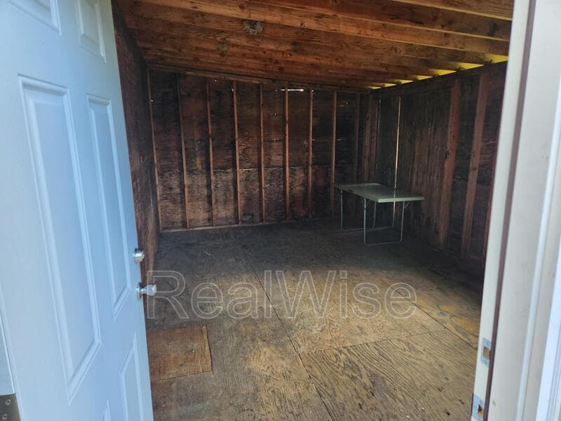 Sutherlin House: 2515 Nonpareil Rd