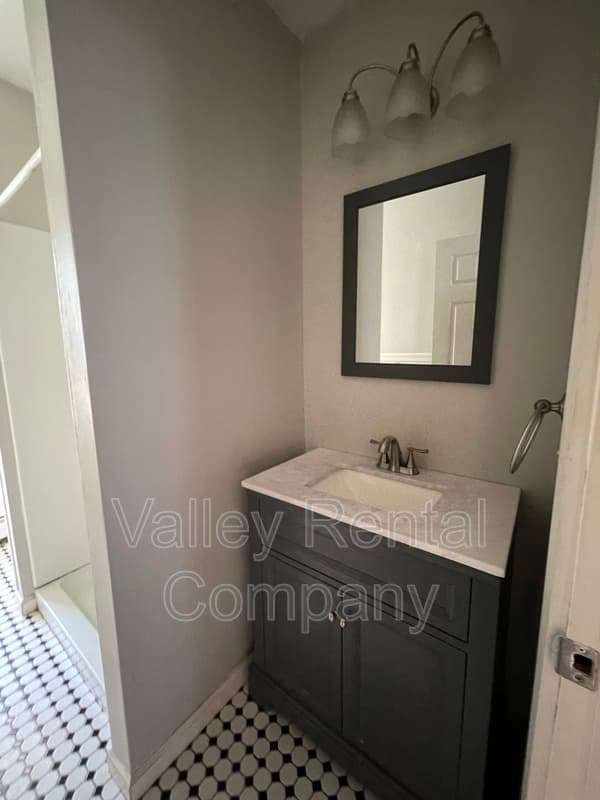 Agawam Condo: 84 Bridge Street - 1