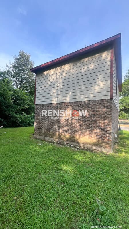 Memphis House: 1056 Patton St