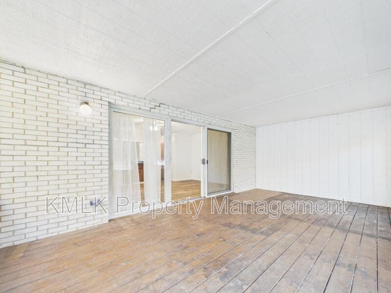 Twinsburg House: 2937 Cannon Rd