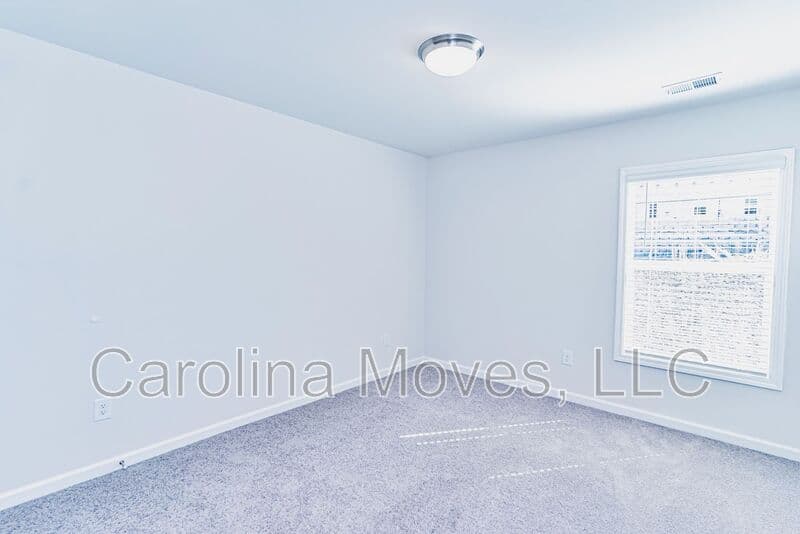 Duncan Townhome: 221 Stone Fruit Court