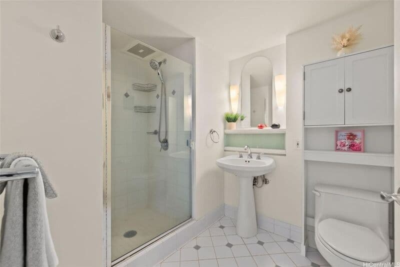 Honolulu Condo: 801 S. King Street