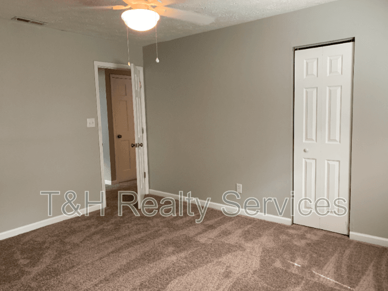 Indianapolis House: 6125 Epperson Drive
