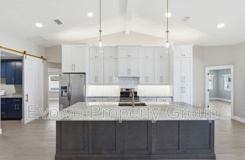 Flagler Beach House: 470 Lambert Ave.