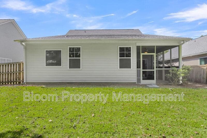 Mount Pleasant House: 2649 Lohr Dr