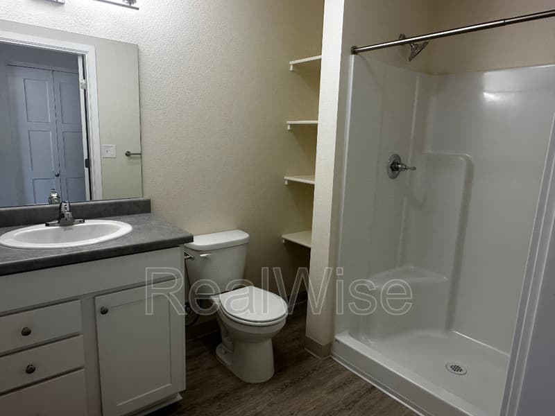 Medford Condo: 1935 Table Rock Rd