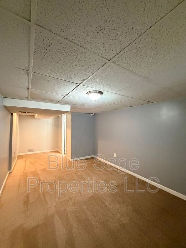 Folcroft Townhome: 2118 Valleyview Dr