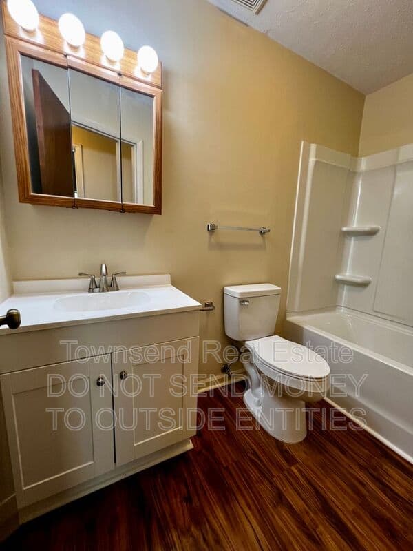 Fayetteville House: 2740 Helaman Ct.