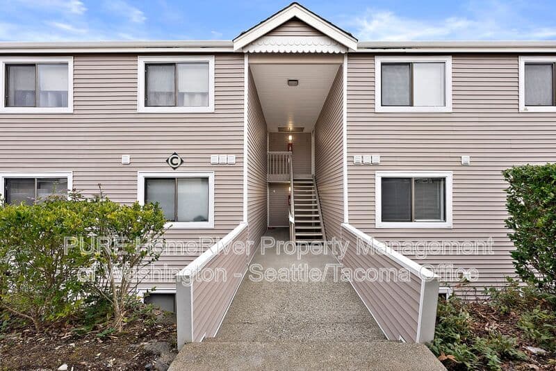 Tacoma Apartment: 6601 S 8th St