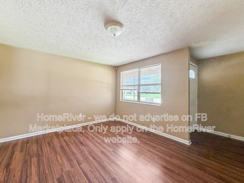 Jacksonville House: 9525 Spottswood Rd