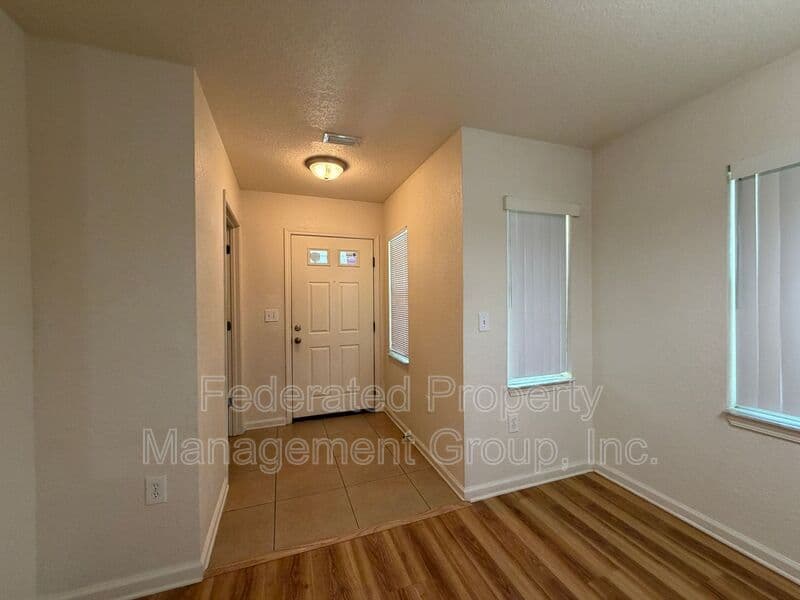 JACKSONVILLE Townhome: 8550 ARGYLE BUSINESS LOOP
