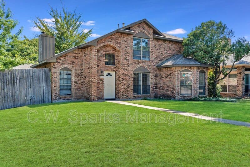 Rowlett House: 4018 Smartt Street