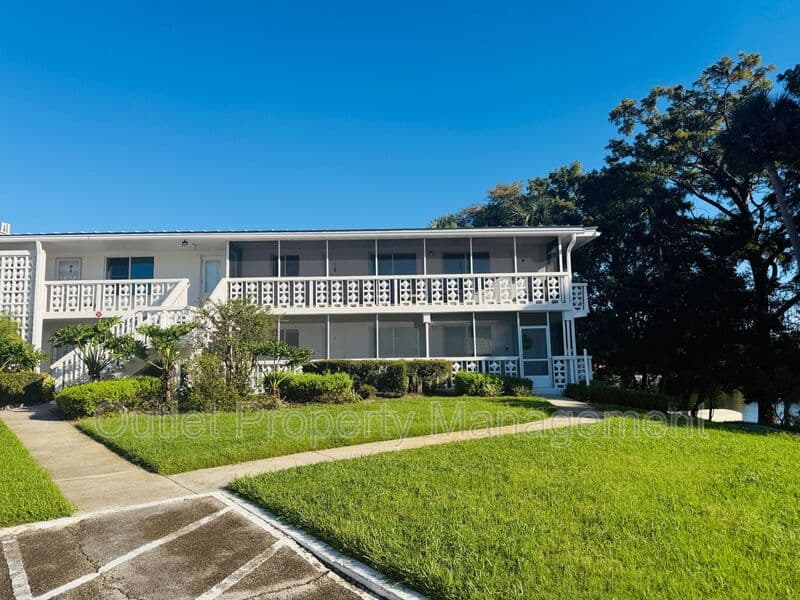 Maitland Condo: 1140 S Orlando Avenue