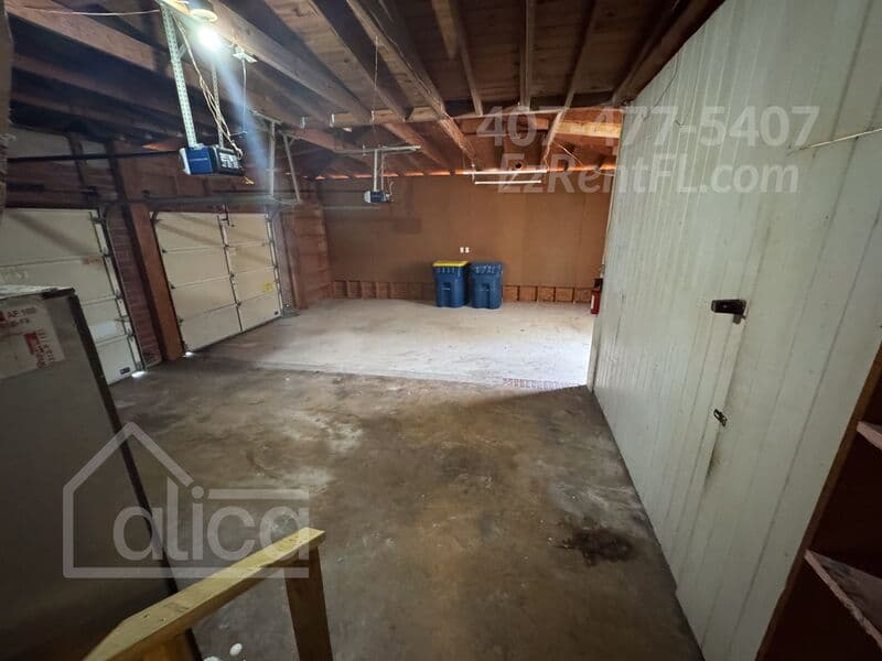Jacksonville House: 6657 Blackwood Dr