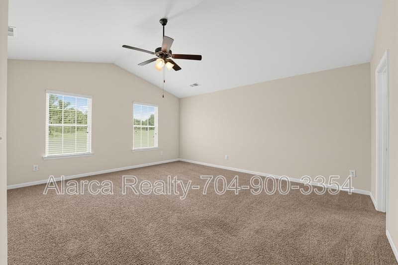 Matthews House: 9724 Chase View Dr