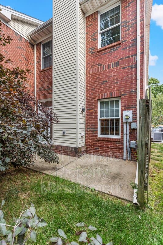 Lexington House: 1625 Nicholasville Road Unit 601