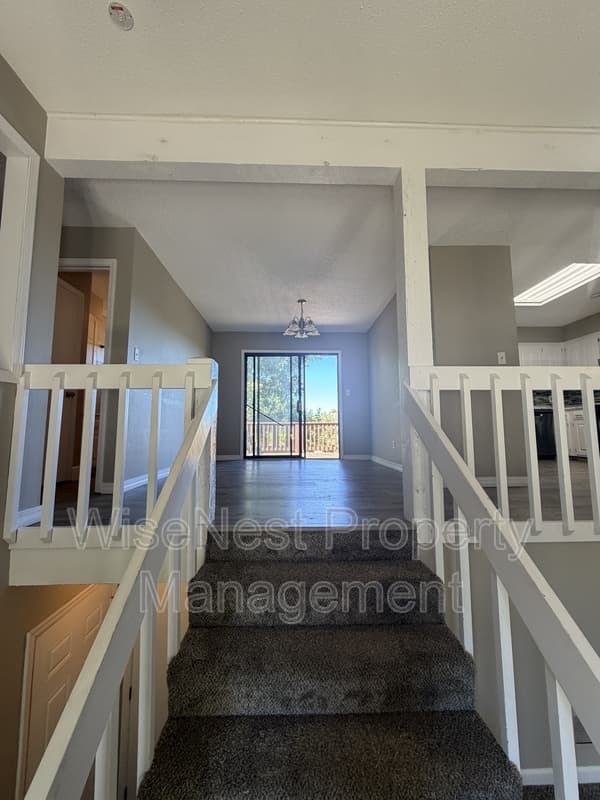 Shawnee House: 11914 West 49th Place