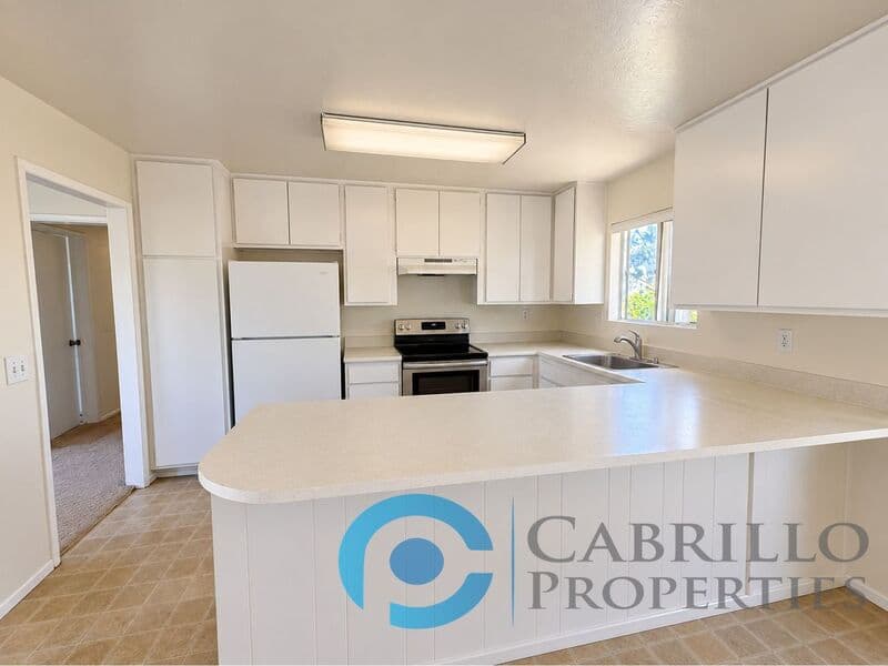 Chula Vista House: 1420 Hilltop Drive