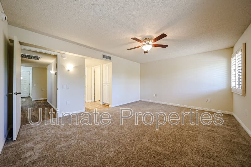 Sun City West House: 13107 West Lyric Drive