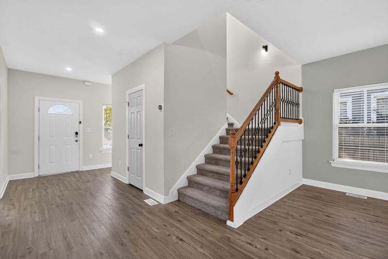 Portsmouth House: 242 Webster Ave