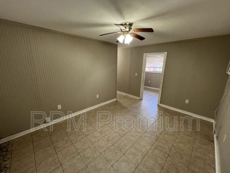 Baton Rouge House: 5863 Denova St