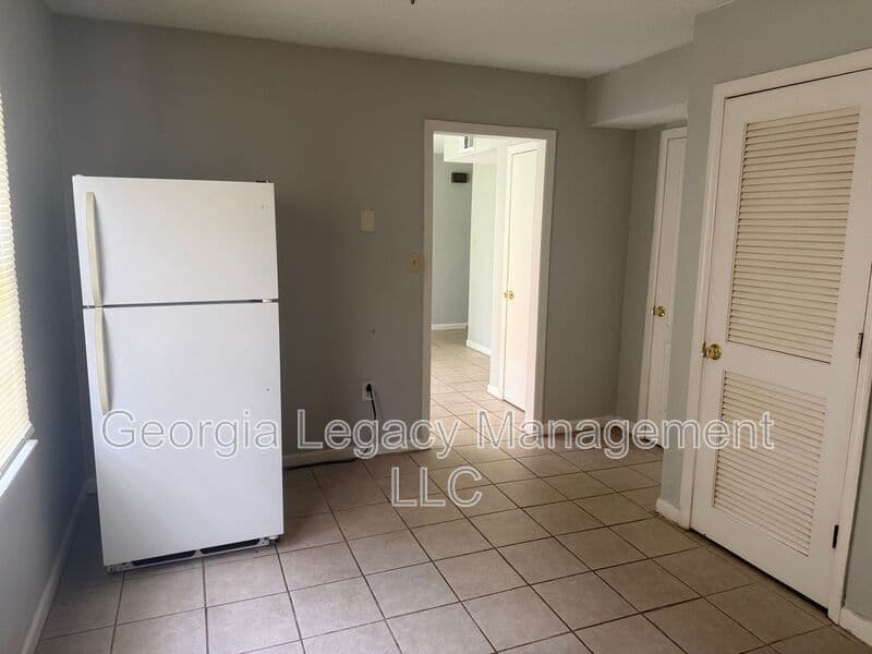 Jefferson House: 272 Lawrenceville St