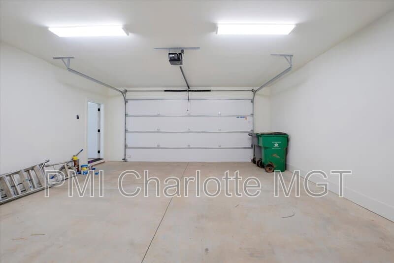 Charlotte House: 428 Dover Ave