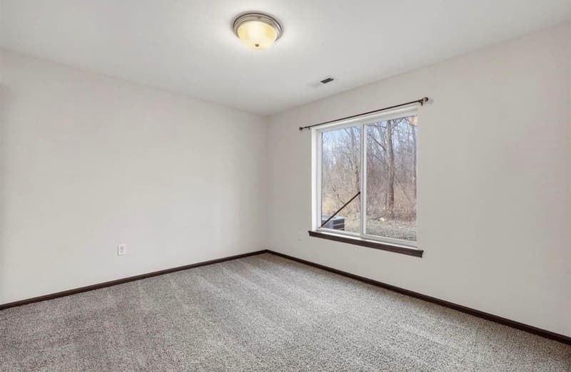 Tiffin Townhome: 461 RJ Dr