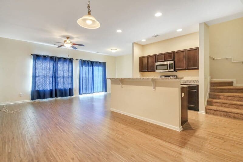Richmond Hill House: 285 Cantle Dr