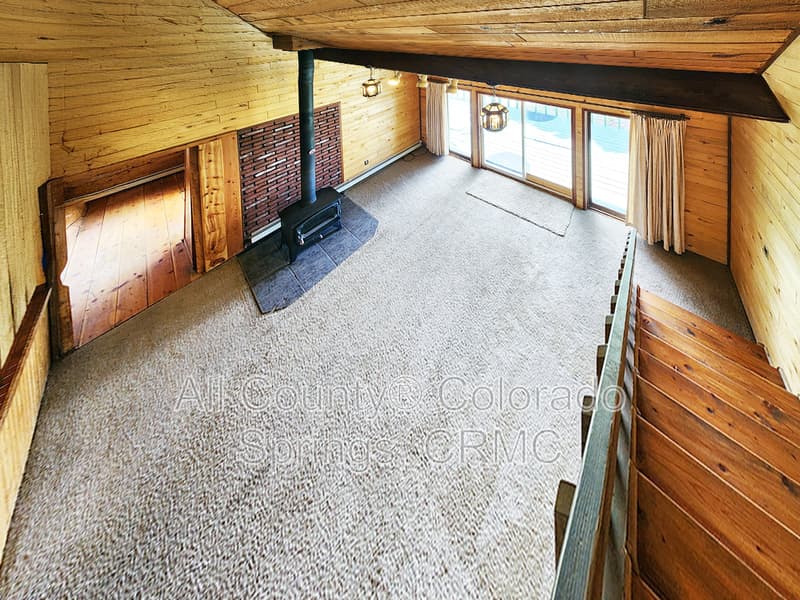 Florissant House: 684 Southpark Road