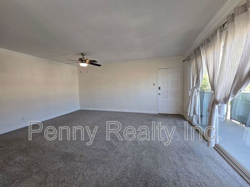 San Diego Condo: 2861 Polk Ave.