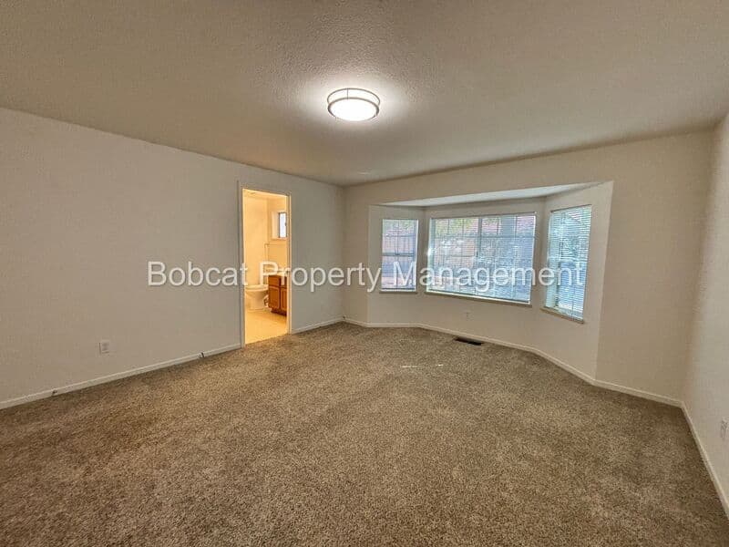Carson City House: 707 Armory Ln