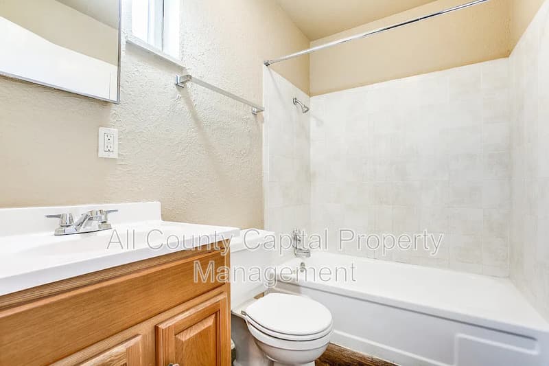 San Antonio Condo: 216 Lucas St