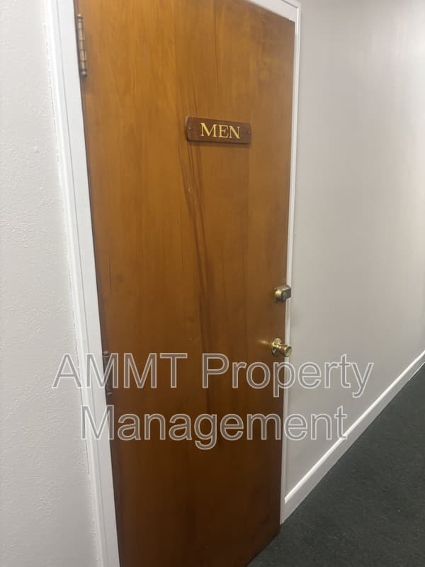 Vinton House: 114 East 4th Street - Suite A