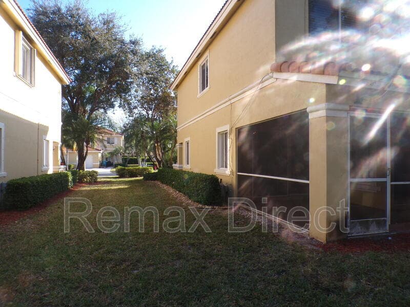 BOYNTON BEACH Townhome: 1620 Cetona Drive