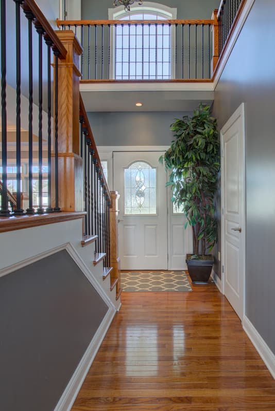 Lancaster House: 1007 Croft Drive