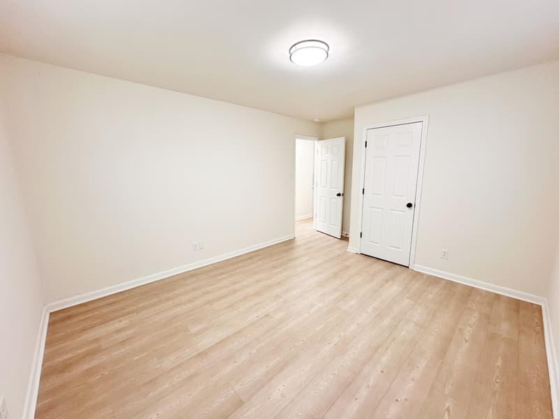Greensboro Condo: 819 Dana Place - A