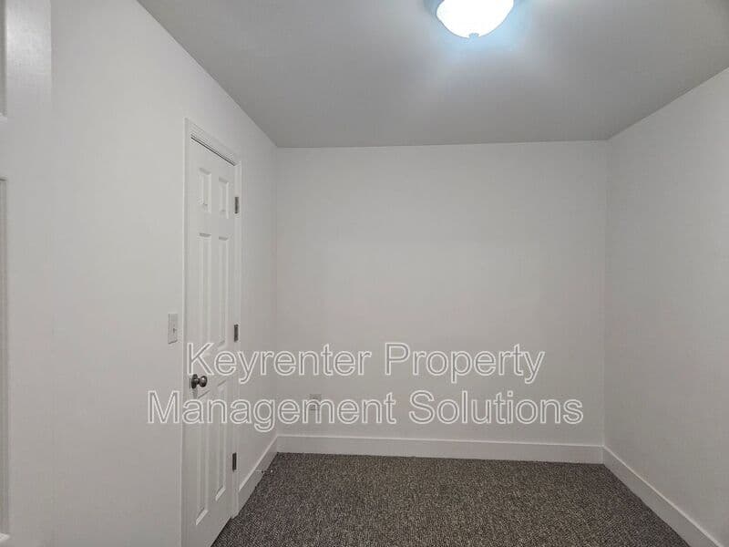 Churchville Condo: 3891 Churchville Ave
