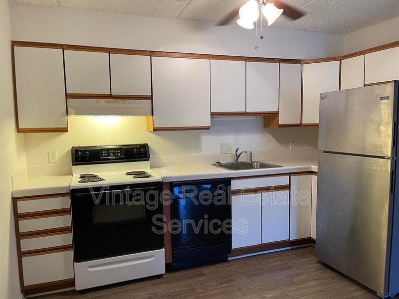 St Petersburg Condo: 1303 83rd Ave N