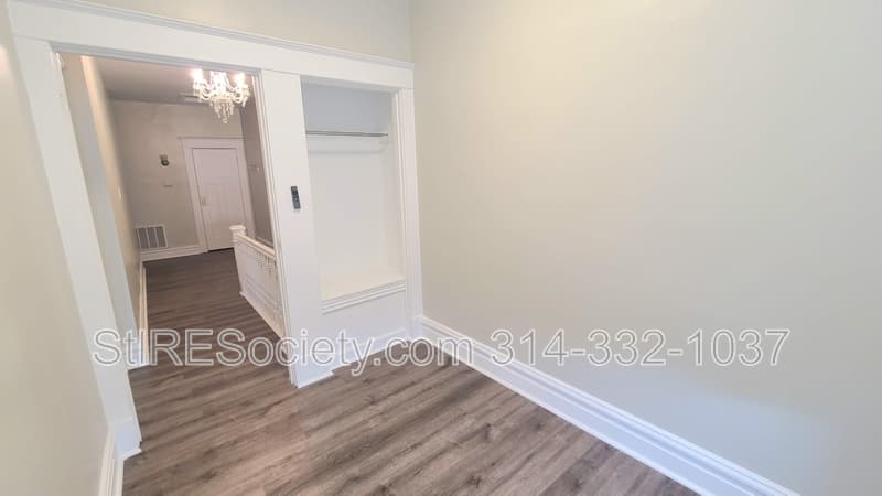 St. Louis Condo: 2918 Louisiana Ave. #A